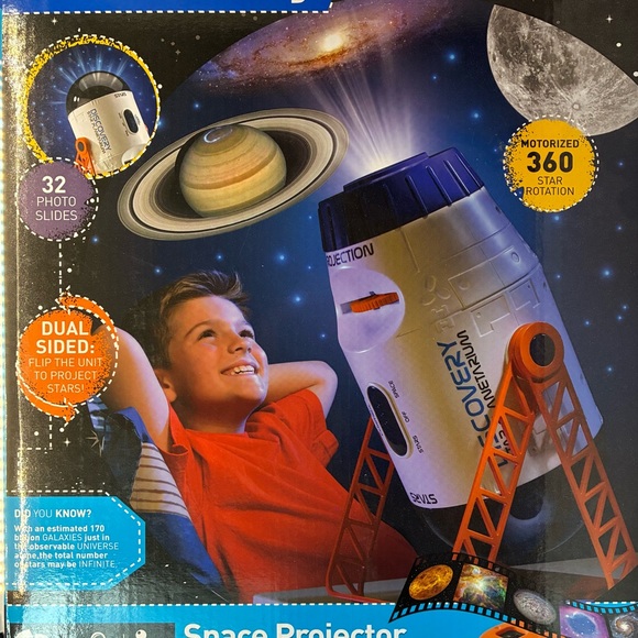 Discovery 2-in-1 Planetarium Space Projector - Picture 2 of 6